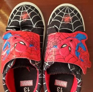 Spider-Man casual sneakers